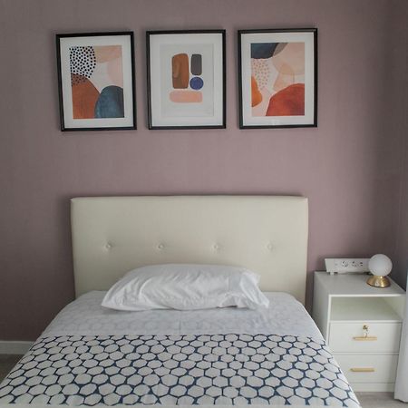 Sara'S Home - Modern Apartment Near Metro, Perfect For Families And Groups In Рим Екстериор снимка