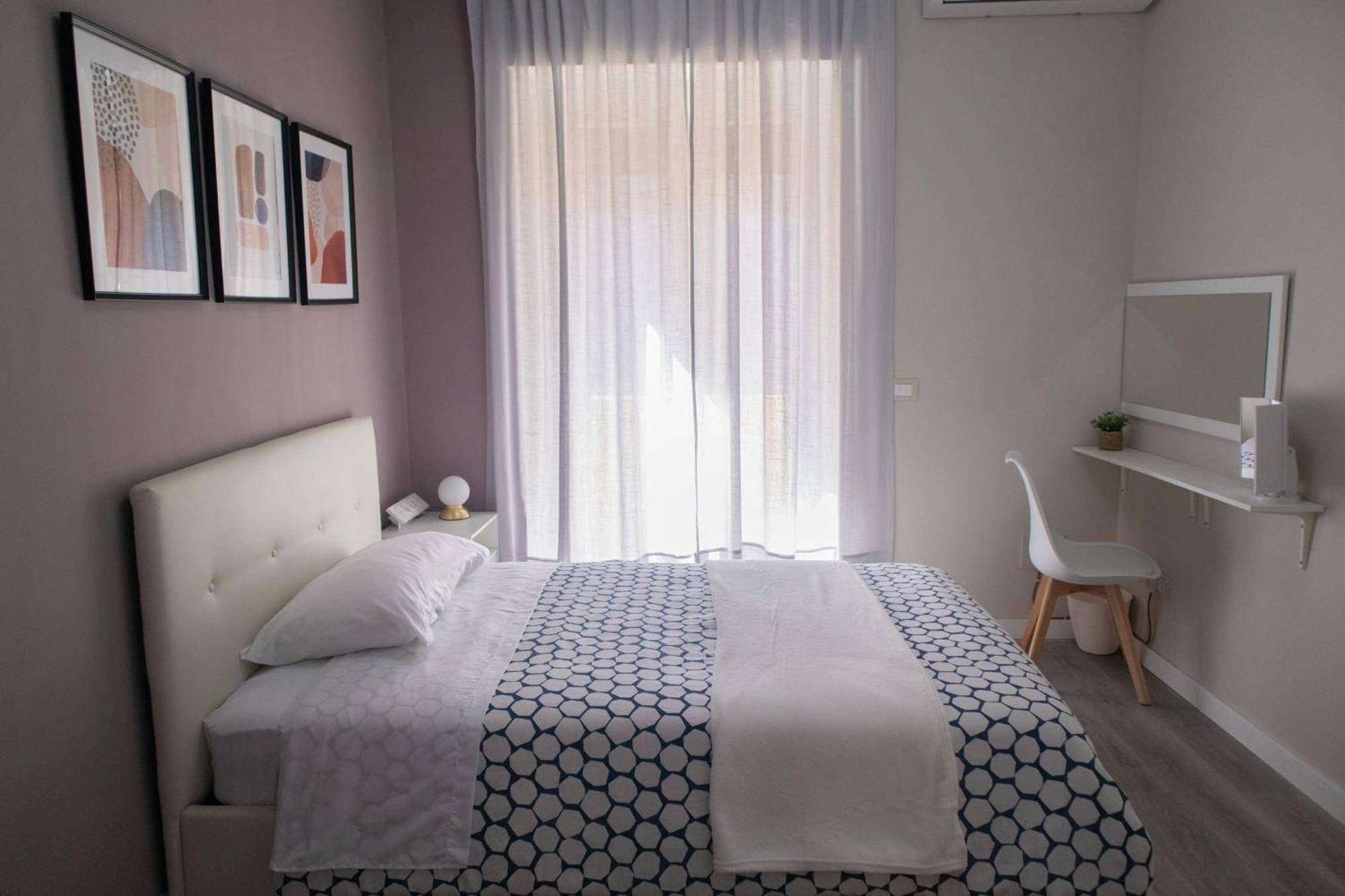 Sara'S Home - Modern Apartment Near Metro, Perfect For Families And Groups In Рим Екстериор снимка