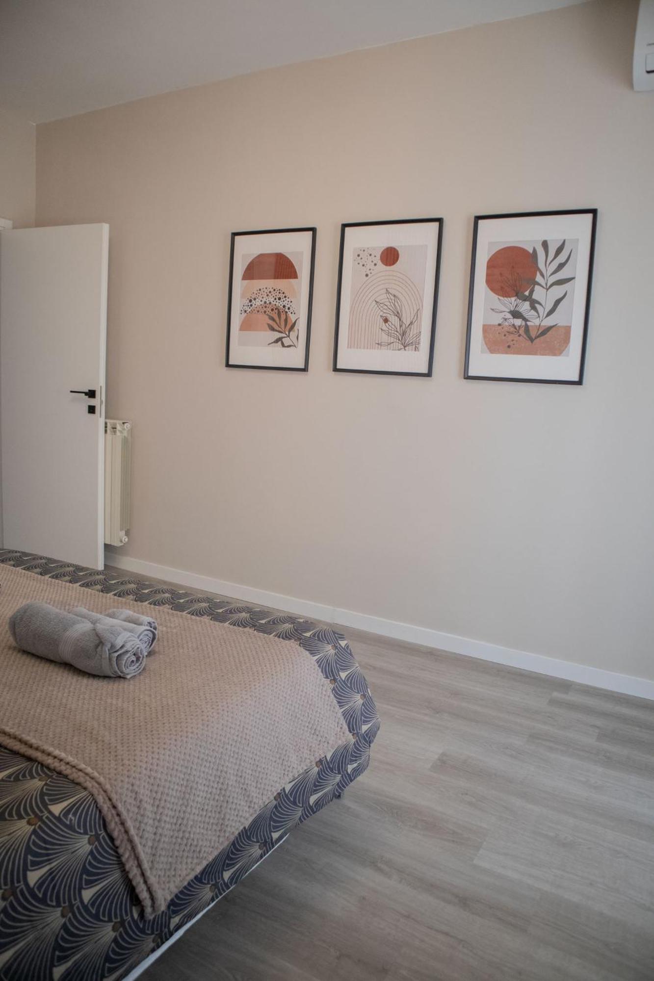 Sara'S Home - Modern Apartment Near Metro, Perfect For Families And Groups In Рим Екстериор снимка