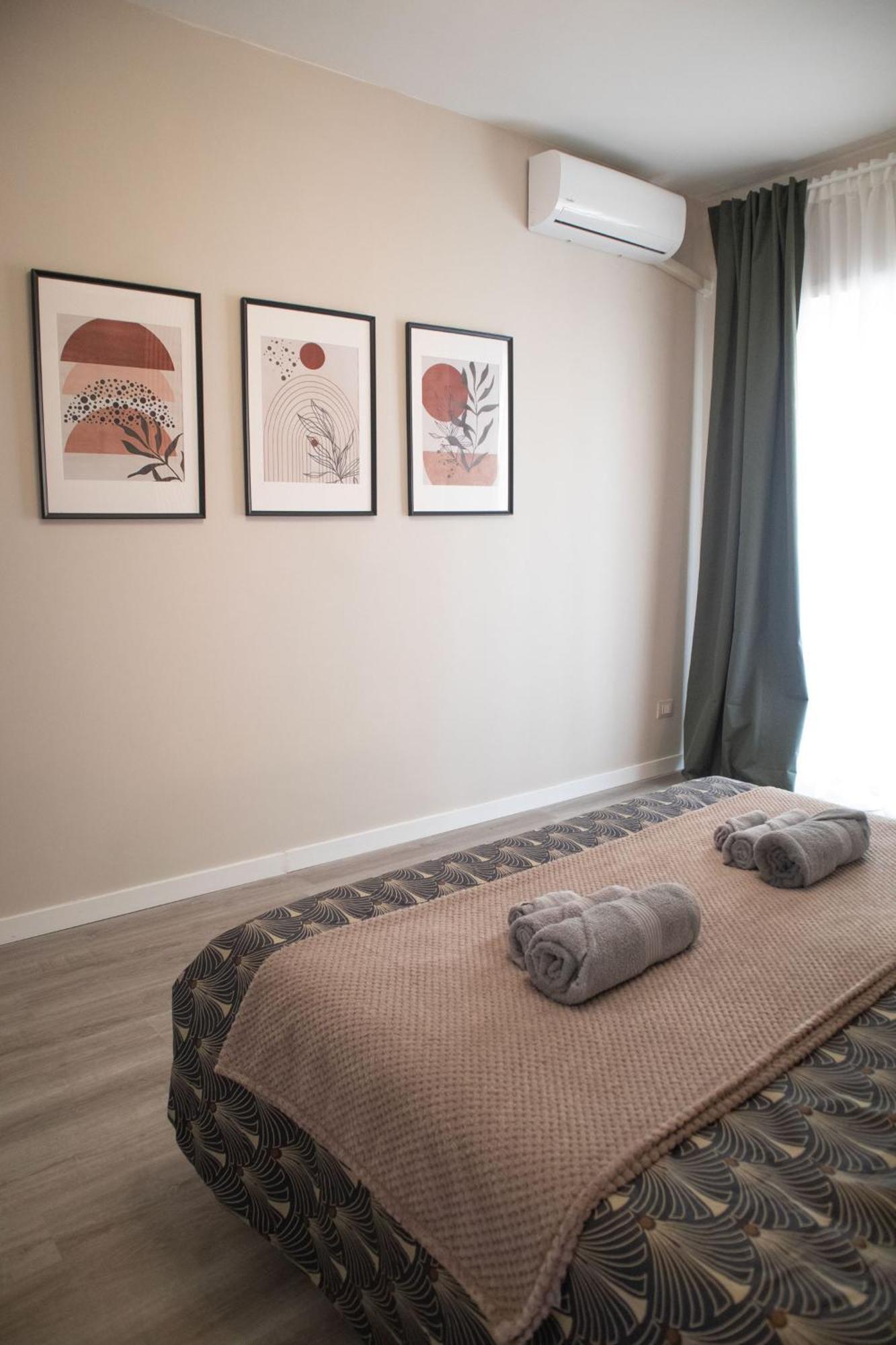 Sara'S Home - Modern Apartment Near Metro, Perfect For Families And Groups In Рим Екстериор снимка